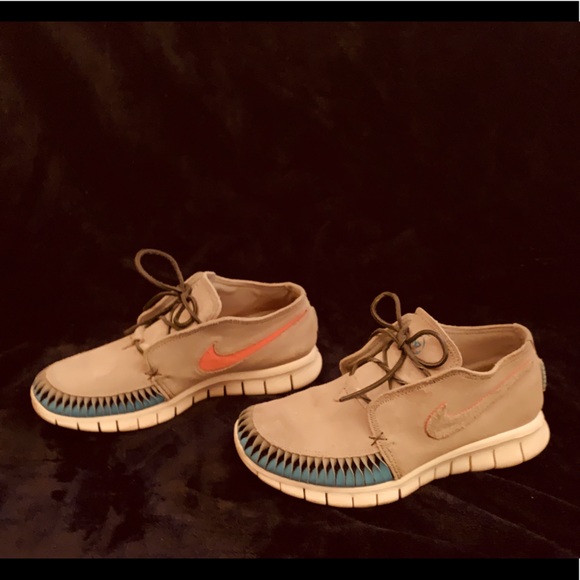 n7 moccasins